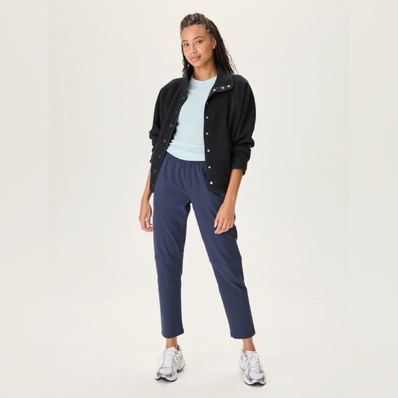 NWT Outdoor Voices RecFleece Snap Jacket Womens in Black Size XL - Picture 3 of 9